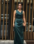 Vestido Satinado Cuello Caído