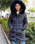 Parka con Gorro Goma Lateral