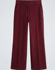 pantalon-torres-de-pana-en-color-granate-con-bolsillos-y-pernera-recta-vista-frontal-anclas-salamanca