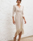 Vestido Midi Damasco Beige con Flecos