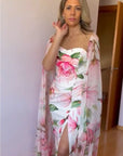 VESTIDO MIDI ESTAMPADO CON CAPA