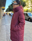 PARKA CLAUDIA CON GORRO GRANATE