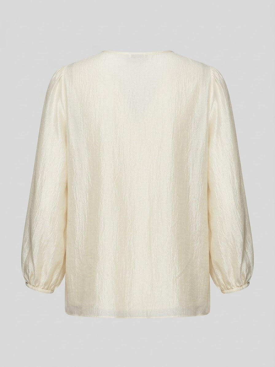 blusa-satinada-ale-en-color-crudo-vista-posterior-espalda-limpia-tallas-42-a-54