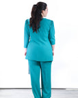 Conjunto de Chaqueta y Pantalón Adriana Distinción en Buganvilla y Turquesa