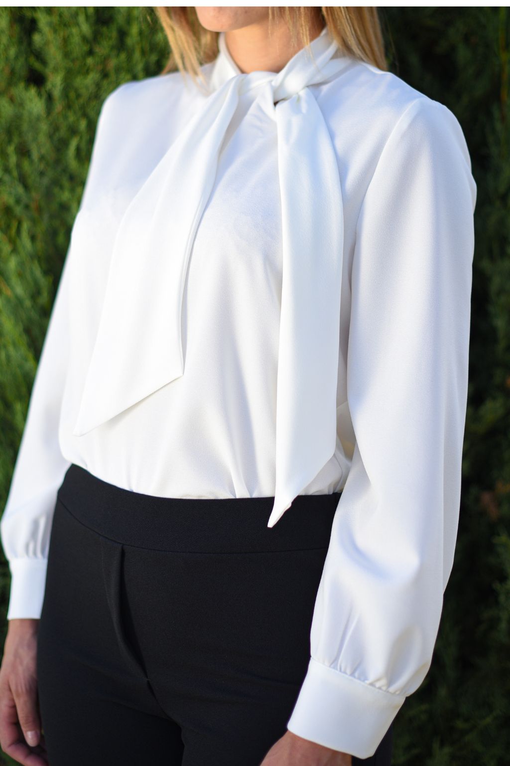 Blusa Lisa Mari Cuello lazo