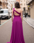 Vestido Largo Flavia Asimétrico Flor Hombro