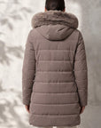 vista-posterior-cazadora-parka-vison-forrada-con-capucha-desmontable-moda-curvy-anclas-salamanca