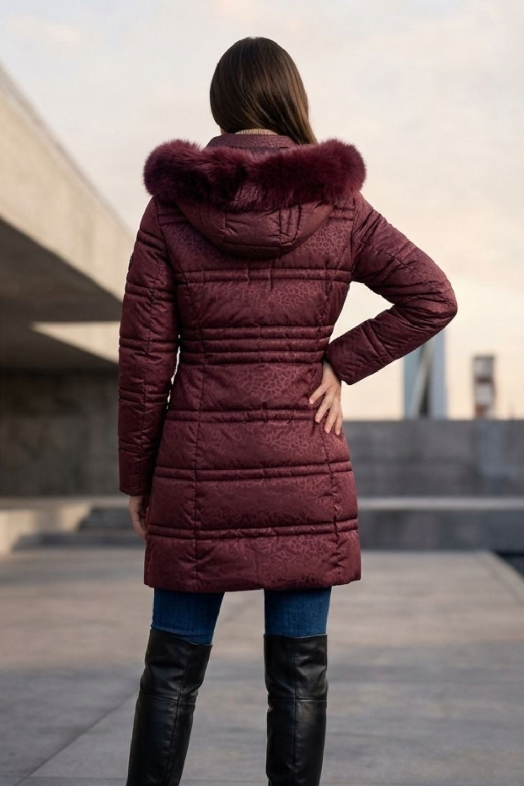 Parka Flota  3/4 de Mujer con Capucha y Pelo Desmontable