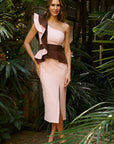Vestido Midi Tenerife Bicolor Asimétrico - Efecto Peplum y Volante